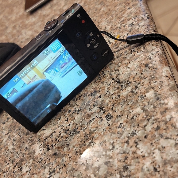 Black Canon PowerShot ELPH340 HS - Picture 3 of 5